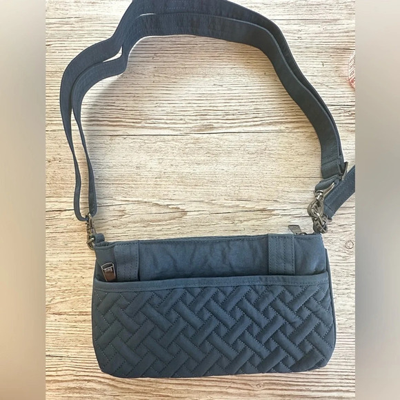 Lug Love Flyer Convertible Crossbody Handbag Belted Purse Navy Blue - Picture 2 of 8